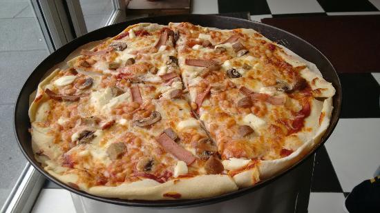 Maguire's Pizza Bar